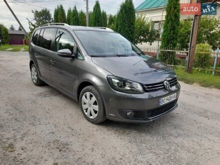 Фольксваген Туран 2012 у Лановцах на Automoto.ua Сірий Фольксваген Туран, об'ємом двигуна 1.39 л та пробігом 208 тис. км за 9000 $, фото 1 на Automoto.ua