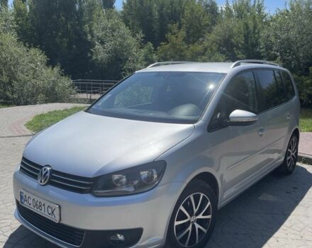 Сірий Фольксваген Туран, об'ємом двигуна 1.6 л та пробігом 260 тис. км за 11000 $, фото 1 на Automoto.ua