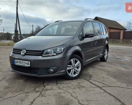 Сірий Фольксваген Туран, об'ємом двигуна 1.6 л та пробігом 256 тис. км за 8900 $, фото 1 на Automoto.ua