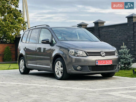 Сірий Фольксваген Туран, об'ємом двигуна 1.6 л та пробігом 232 тис. км за 11250 $, фото 1 на Automoto.ua