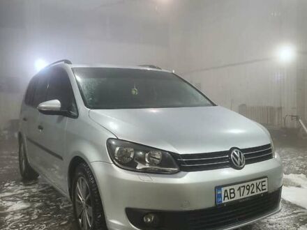 Сірий Фольксваген Туран, об'ємом двигуна 1.6 л та пробігом 270 тис. км за 10700 $, фото 1 на Automoto.ua