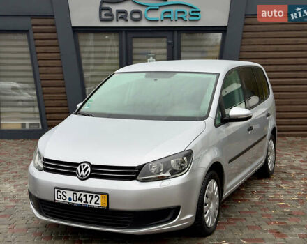 Серый Фольксваген Туран, объемом двигателя 1.39 л и пробегом 223 тыс. км за 10500 $, фото 1 на Automoto.ua