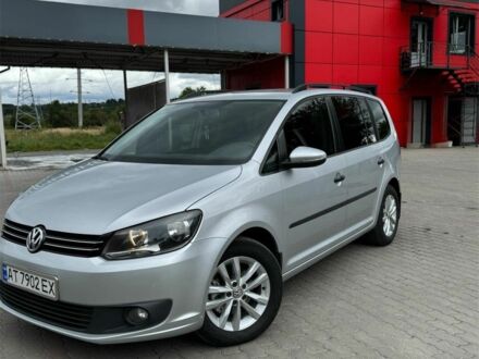 Фольксваген Туран 2013 в Калуше на Automoto.ua Серый Фольксваген Туран, объемом двигателя 1.6 л и пробегом 251 тыс. км за 11500 $, фото 1 на Automoto.ua