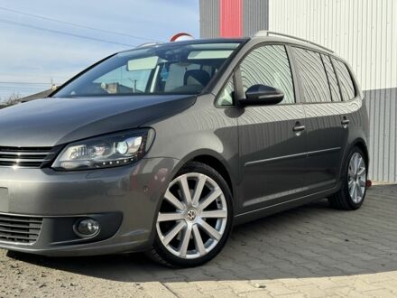 Фольксваген Туран 2013 у Ківерці на Automoto.ua Сірий Фольксваген Туран, об'ємом двигуна 1.4 л та пробігом 213 тис. км за 9400 $, фото 1 на Automoto.ua