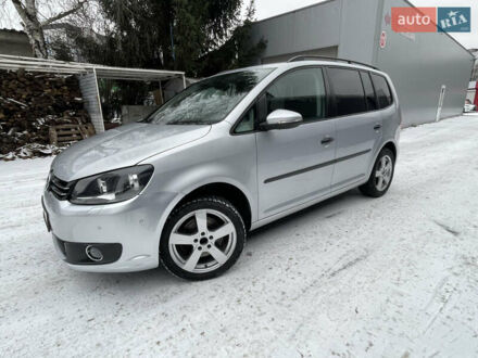 Серый Фольксваген Туран, объемом двигателя 2 л и пробегом 171 тыс. км за 10900 $, фото 1 на Automoto.ua