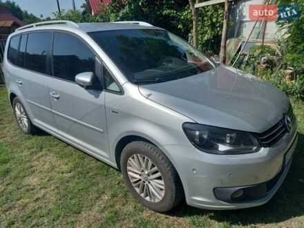 Серый Фольксваген Туран, объемом двигателя 1.6 л и пробегом 298 тыс. км за 14000 $, фото 1 на Automoto.ua