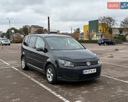 Сірий Фольксваген Туран, об'ємом двигуна 2 л та пробігом 342 тис. км за 9600 $, фото 1 на Automoto.ua