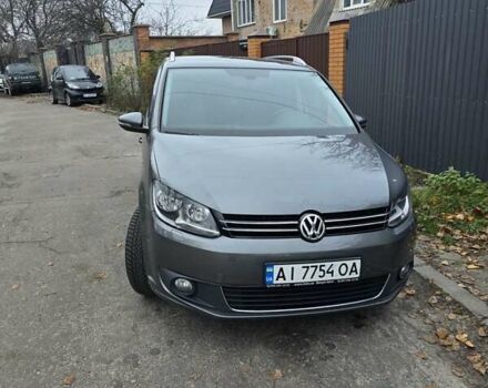 Сірий Фольксваген Туран, об'ємом двигуна 1.97 л та пробігом 410 тис. км за 11000 $, фото 1 на Automoto.ua