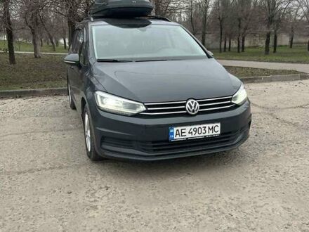 Сірий Фольксваген Туран, об'ємом двигуна 1.97 л та пробігом 307 тис. км за 17000 $, фото 1 на Automoto.ua