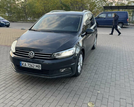 Сірий Фольксваген Туран, об'ємом двигуна 1.97 л та пробігом 268 тис. км за 16500 $, фото 1 на Automoto.ua