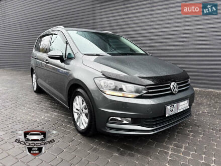 Серый Фольксваген Туран, объемом двигателя 1.6 л и пробегом 246 тыс. км за 14700 $, фото 1 на Automoto.ua