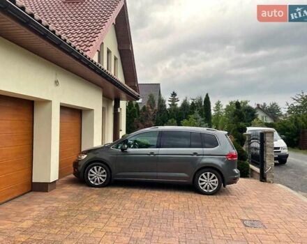 Фольксваген Туран 2016 в Ивано-Франковске на Automoto.ua Серый Фольксваген Туран, объемом двигателя 1.97 л и пробегом 198 тыс. км за 19200 $, фото 1 на Automoto.ua