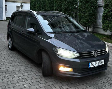 Фольксваген Туран 2016 в Луцке на Automoto.ua Серый Фольксваген Туран, объемом двигателя 1.97 л и пробегом 317 тыс. км за 15200 $, фото 1 на Automoto.ua