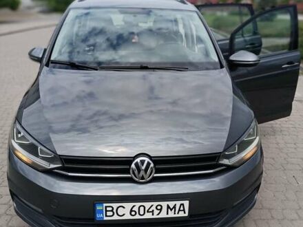 Серый Фольксваген Туран, объемом двигателя 1.6 л и пробегом 268 тыс. км за 15800 $, фото 1 на Automoto.ua