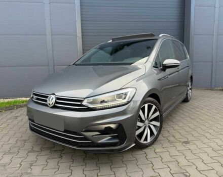 Серый Фольксваген Туран, объемом двигателя 2 л и пробегом 51 тыс. км за 8000 $, фото 1 на Automoto.ua