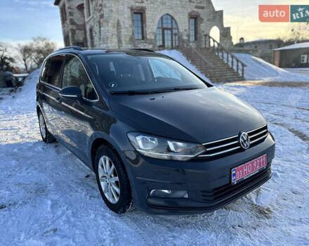 Серый Фольксваген Туран, объемом двигателя 1.97 л и пробегом 222 тыс. км за 19700 $, фото 1 на Automoto.ua