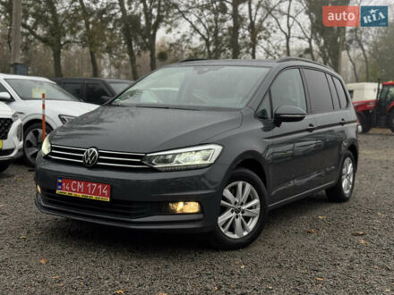 Фольксваген Туран 2022 в Умани на Automoto.ua Серый Фольксваген Туран, объемом двигателя 2 л и пробегом 185 тыс. км за 22500 $, фото 1 на Automoto.ua