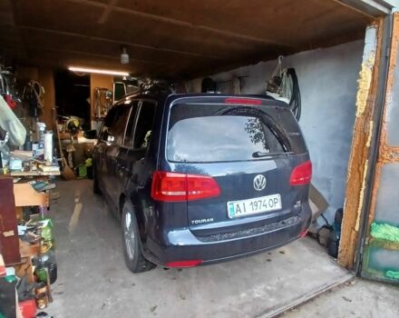 Фольксваген Туран 2012 в Василькове на Automoto.ua Синий Фольксваген Туран, объемом двигателя 1.4 л и пробегом 260 тыс. км за 7000 $, фото 2 на Automoto.ua