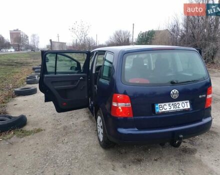 Синій Фольксваген Туран, об'ємом двигуна 1.6 л та пробігом 263 тис. км за 5200 $, фото 7 на Automoto.ua
