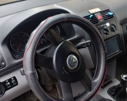 Синий Фольксваген Туран, объемом двигателя 1.9 л и пробегом 3 тыс. км за 5500 $, фото 3 на Automoto.ua