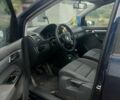 Синій Фольксваген Туран, об'ємом двигуна 1.6 л та пробігом 215 тис. км за 5800 $, фото 3 на Automoto.ua