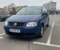 Синій Фольксваген Туран, об'ємом двигуна 1.9 л та пробігом 502 тис. км за 5350 $, фото 1 на Automoto.ua