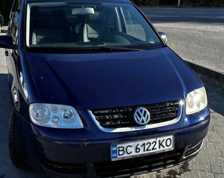 Синій Фольксваген Туран, об'ємом двигуна 1.9 л та пробігом 470 тис. км за 4900 $, фото 1 на Automoto.ua