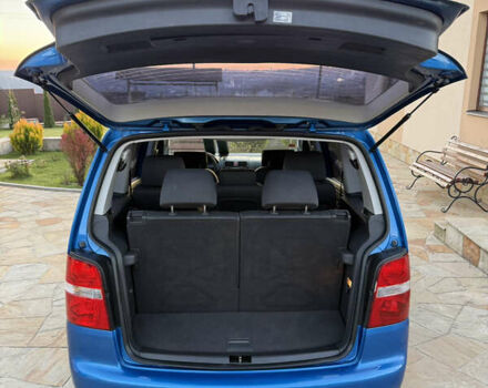 Синий Фольксваген Туран, объемом двигателя 1.6 л и пробегом 202 тыс. км за 4900 $, фото 14 на Automoto.ua