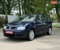 Синий Фольксваген Туран, объемом двигателя 1.6 л и пробегом 195 тыс. км за 5950 $, фото 1 на Automoto.ua