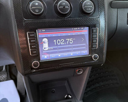 Синий Фольксваген Туран, объемом двигателя 1.6 л и пробегом 202 тыс. км за 4900 $, фото 10 на Automoto.ua