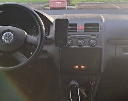 Синий Фольксваген Туран, объемом двигателя 1.6 л и пробегом 261 тыс. км за 5500 $, фото 6 на Automoto.ua