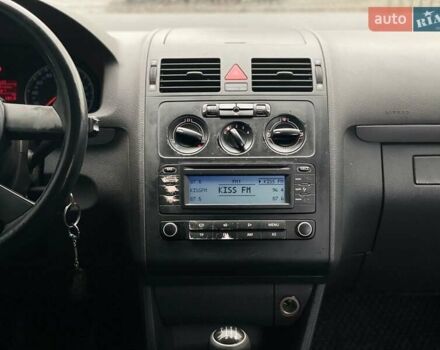 Синий Фольксваген Туран, объемом двигателя 1.9 л и пробегом 228 тыс. км за 3999 $, фото 11 на Automoto.ua