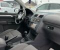Синій Фольксваген Туран, об'ємом двигуна 2 л та пробігом 277 тис. км за 5500 $, фото 9 на Automoto.ua