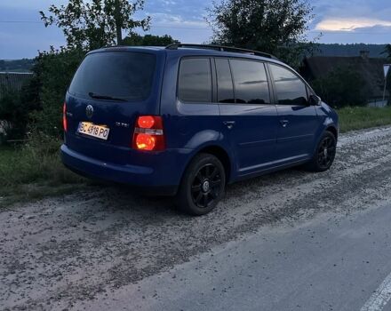 Синий Фольксваген Туран, объемом двигателя 1.6 л и пробегом 263 тыс. км за 6000 $, фото 3 на Automoto.ua