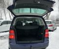 Синій Фольксваген Туран, об'ємом двигуна 2 л та пробігом 277 тис. км за 5500 $, фото 10 на Automoto.ua