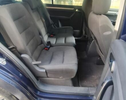 Фольксваген Туран 2003 в Голованевске на Automoto.ua Синий Фольксваген Туран, объемом двигателя 2 л и пробегом 380 тыс. км за 4700 $, фото 5 на Automoto.ua