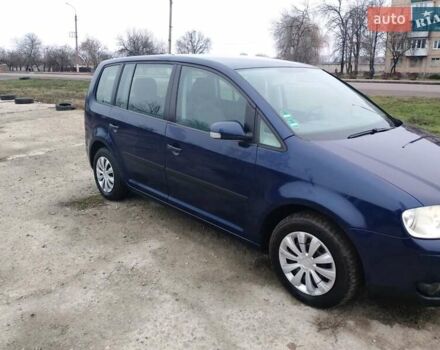 Синій Фольксваген Туран, об'ємом двигуна 1.6 л та пробігом 263 тис. км за 5200 $, фото 4 на Automoto.ua