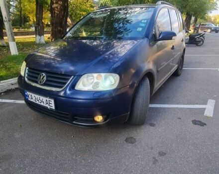 Фольксваген Туран 2003 в Голованевске на Automoto.ua Синий Фольксваген Туран, объемом двигателя 2 л и пробегом 380 тыс. км за 4700 $, фото 1 на Automoto.ua