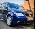 Синій Фольксваген Туран, об'ємом двигуна 1.6 л та пробігом 300 тис. км за 3500 $, фото 1 на Automoto.ua