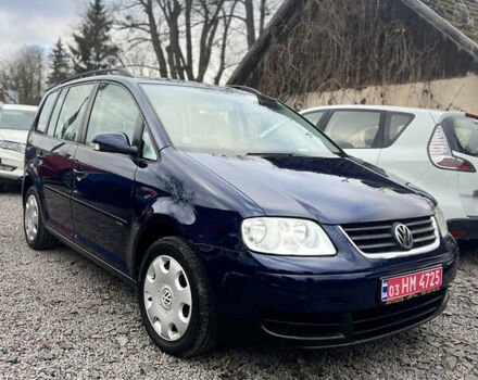 Синий Фольксваген Туран, объемом двигателя 1.6 л и пробегом 263 тыс. км за 5700 $, фото 1 на Automoto.ua