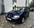 Синій Фольксваген Туран, об'ємом двигуна 1.9 л та пробігом 320 тис. км за 3200 $, фото 1 на Automoto.ua