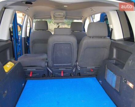 Синий Фольксваген Туран, объемом двигателя 1.6 л и пробегом 213 тыс. км за 5600 $, фото 19 на Automoto.ua