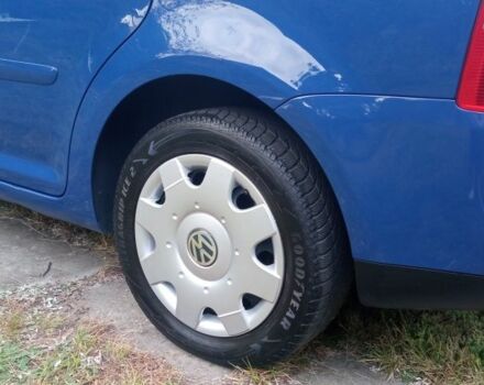 Синий Фольксваген Туран, объемом двигателя 1.6 л и пробегом 205 тыс. км за 5350 $, фото 2 на Automoto.ua