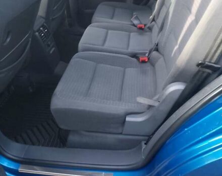 Синий Фольксваген Туран, объемом двигателя 1.6 л и пробегом 198 тыс. км за 5200 $, фото 3 на Automoto.ua