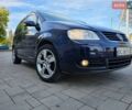 Синій Фольксваген Туран, об'ємом двигуна 2 л та пробігом 298 тис. км за 4200 $, фото 1 на Automoto.ua