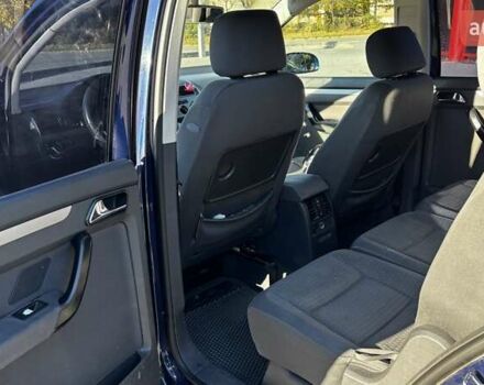 Синій Фольксваген Туран, об'ємом двигуна 1.9 л та пробігом 470 тис. км за 4900 $, фото 7 на Automoto.ua