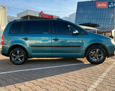 Синій Фольксваген Туран, об'ємом двигуна 1.6 л та пробігом 300 тис. км за 5000 $, фото 10 на Automoto.ua