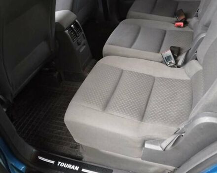 Синій Фольксваген Туран, об'ємом двигуна 1.9 л та пробігом 307 тис. км за 5500 $, фото 14 на Automoto.ua