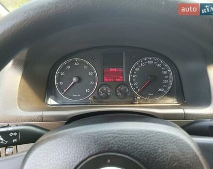 Синій Фольксваген Туран, об'ємом двигуна 1.6 л та пробігом 235 тис. км за 4900 $, фото 19 на Automoto.ua