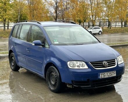Синій Фольксваген Туран, об'ємом двигуна 2 л та пробігом 250 тис. км за 1850 $, фото 6 на Automoto.ua
